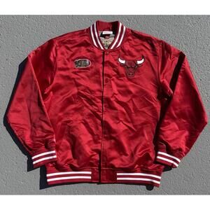 Men’s Mitchell & Ness NBA Chicago Bulls Lightweight Satin Jacket Red Large NWOT